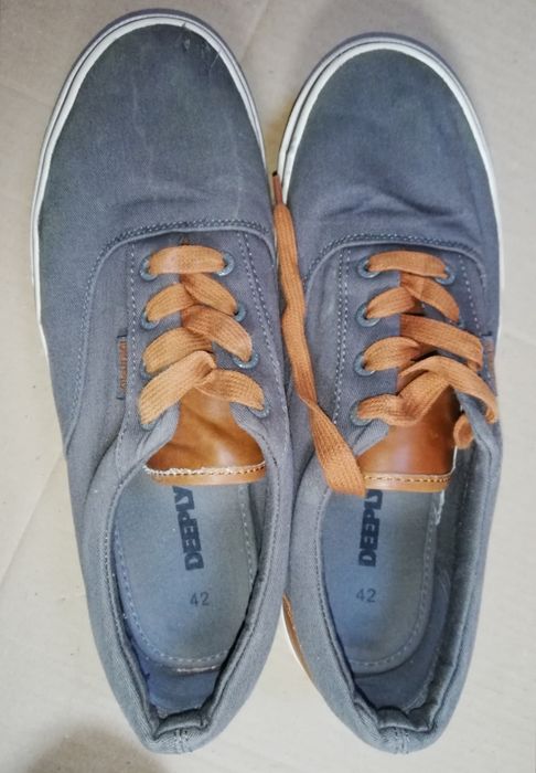 Promoção: Calçado Homem 42-43