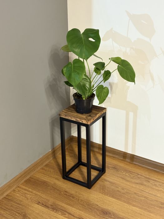 Stojak na kwiaty - loft / industrial, solidny, deska ze starej stodoły