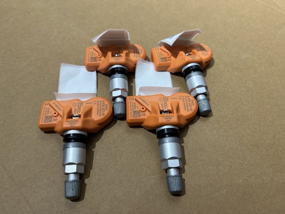 Датчики тиску в шинах BMW