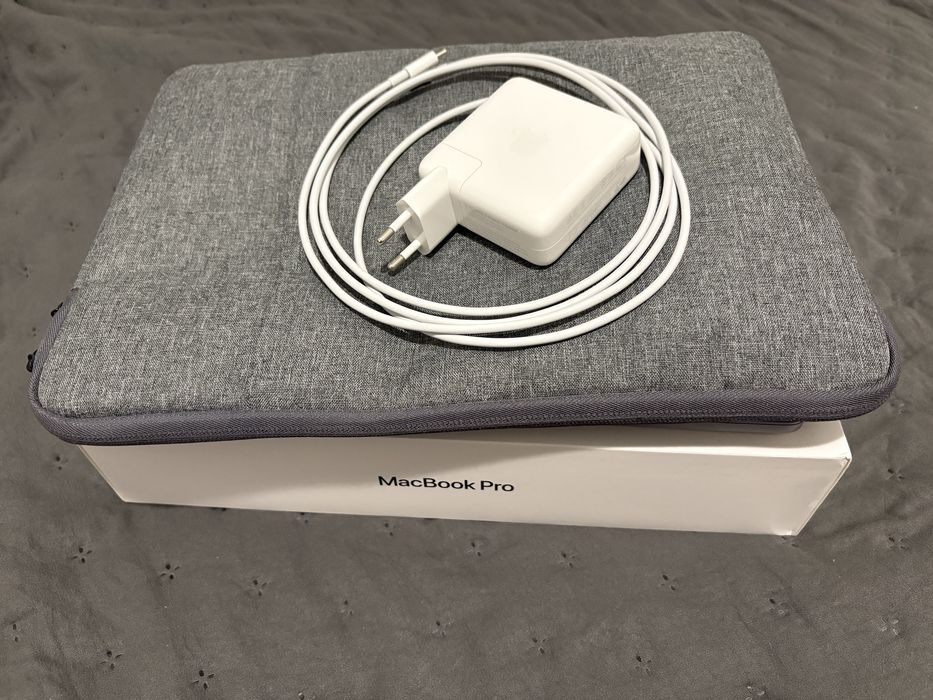 Macbook Pro 13 Late 2020 16GB Ram