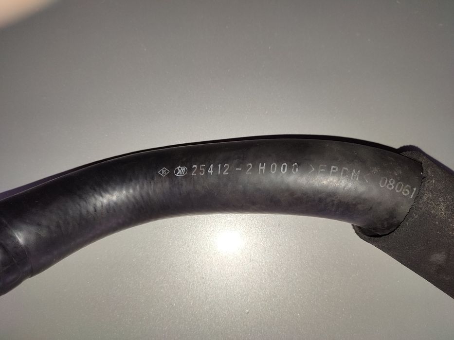 Нижний патрубок радиатора Hyundai, Kia