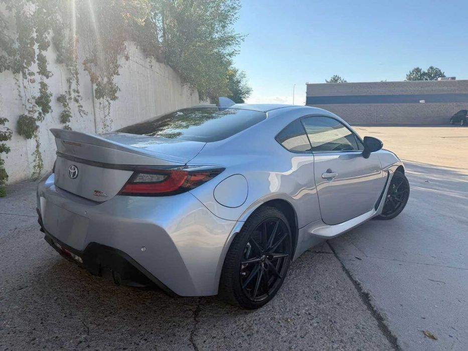 Toyota GR86 Premium      2022