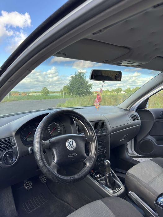 Golf 4 1.9 tdi 2003 rok