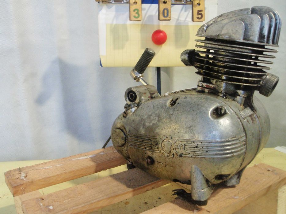 komar ogar romet motorynka silnik całość części nr305