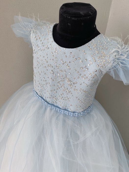 Сукні для дівчаток