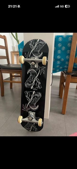 Skate da quiksilver novo