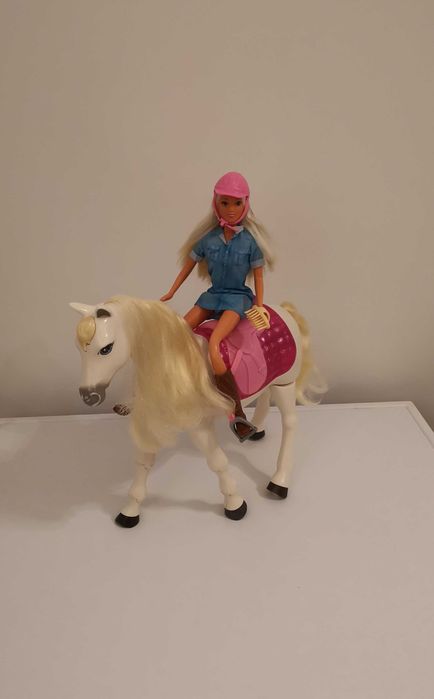 Barbie lalka + koń interaktywny