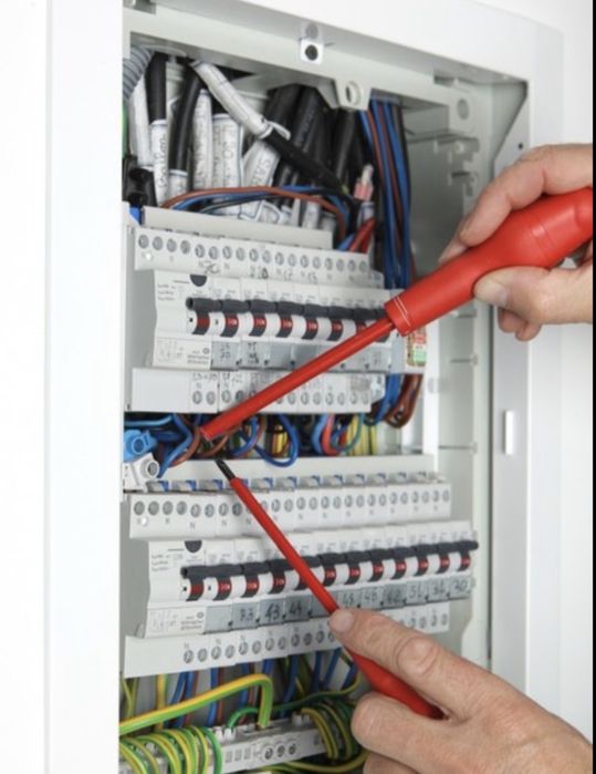 Profesjonalne usługi elektryczne z gwarancją jakości.