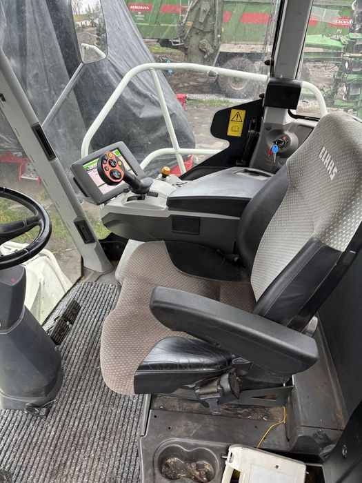 Силосний комбайн Claas Jaguar 850