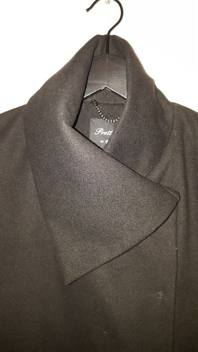 Ciążowy elegancki czarny płaszcz do kolan r. S/M PRETTY GIRL METURA