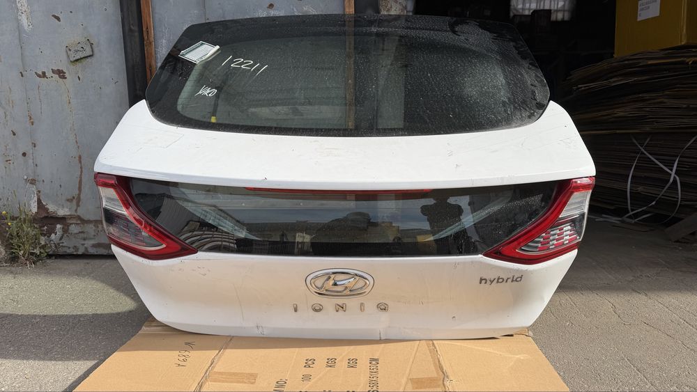 Кришка багажника ioniq