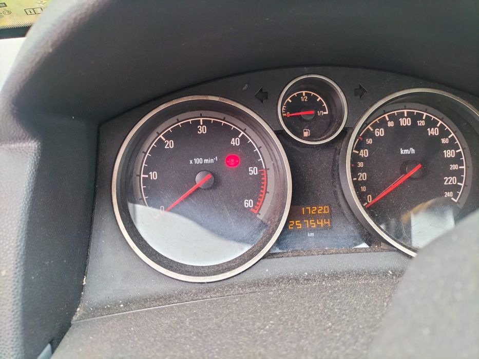 Opel Astra caravan
