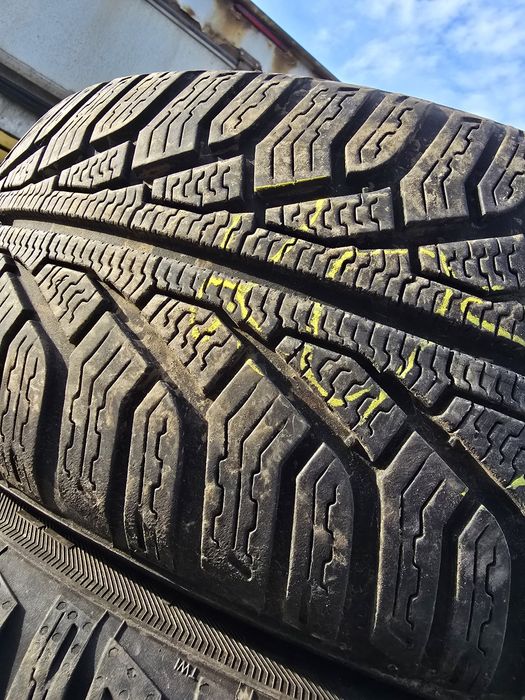 205/50R17 Uniroyal MS Plus 77