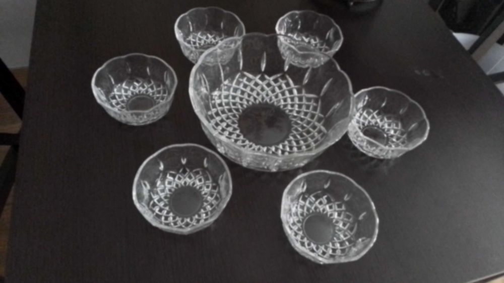 Saladeira com 6 taças, em cristal