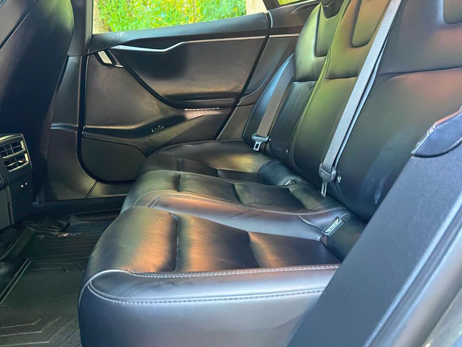 Tesla Model S 100D      2019
