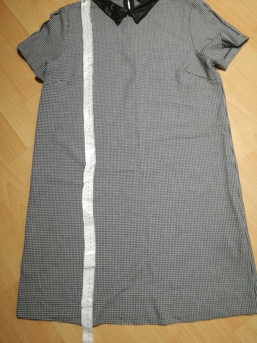 Sukienka biznesowa biurowa do pracy zara basic w kratę