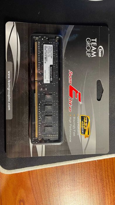 Memória RAM 4GB DDR3 1333 TeamGroup