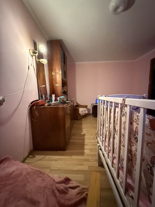 Продається світла та тепла двокімнатна квартира