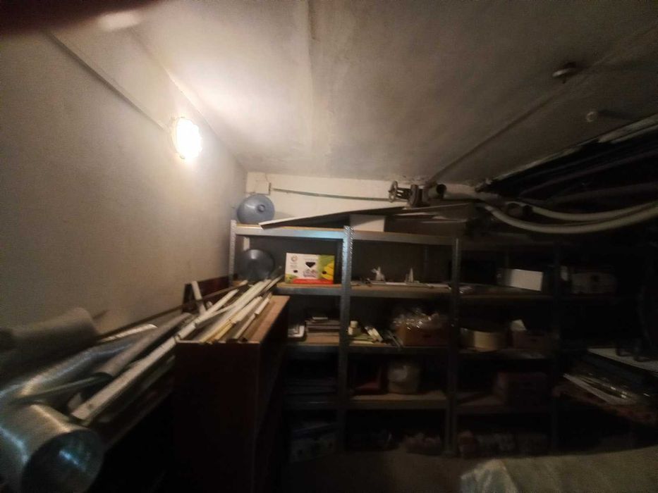 Продам комерційне приміщення,по вул.Студенська,р-н Щасливого. - View 3