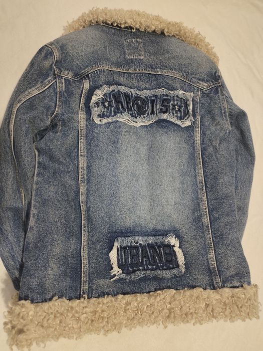 Продам бу джинсовую куртку женская