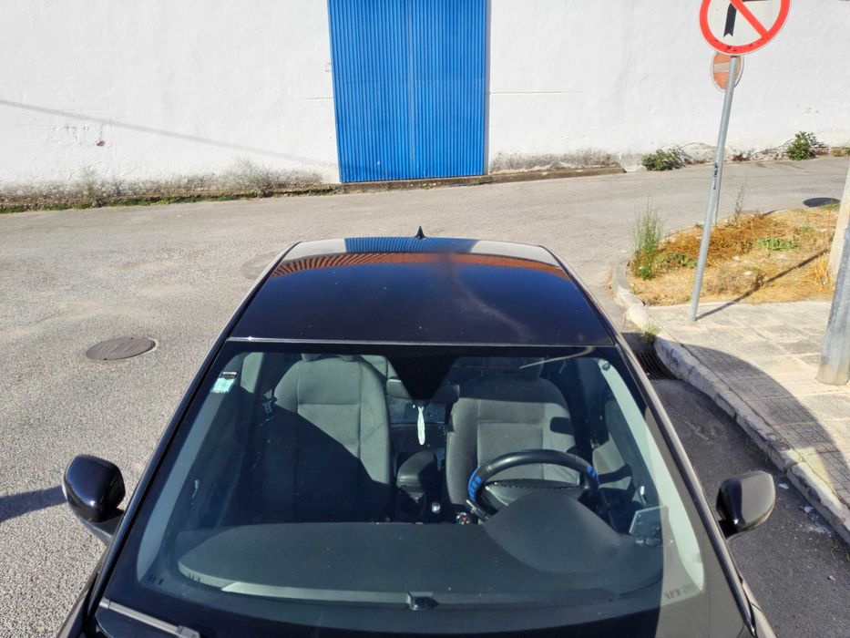 Volvo S40 1.6D, 2007, 325 mil km. Diesel económico e fiável, revisões em dia, seguro válido, pronto a circular.