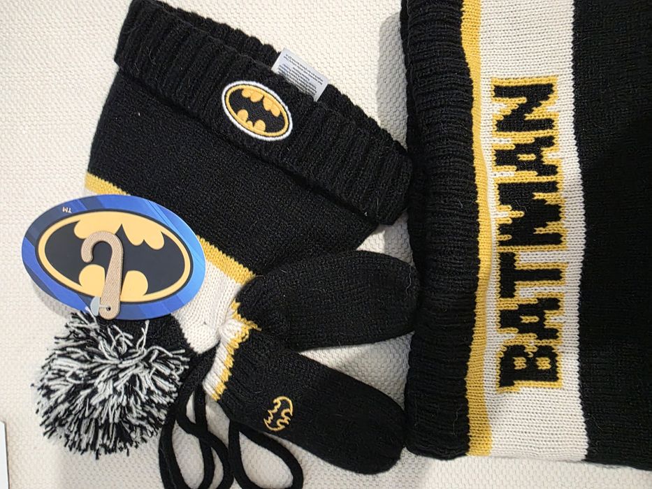 Nowy zestaw czapka,komin i rękawiczki dla dziecka