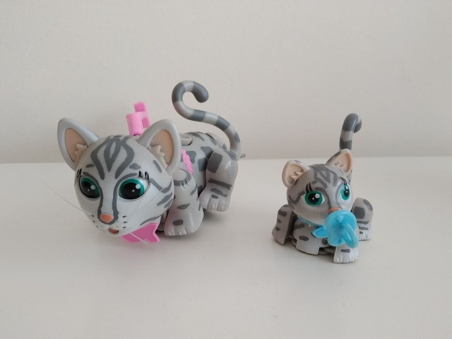 Brinquedo gato mãe e filho