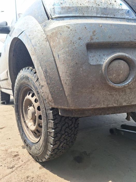 215/70-16 АТ шини резина грязь/асфальт