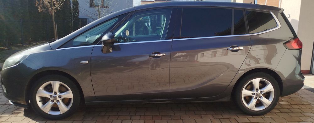 Opel Zafira 2.0 CDTi Cosmo 2012 rok automat  garażowany  7 miejsc