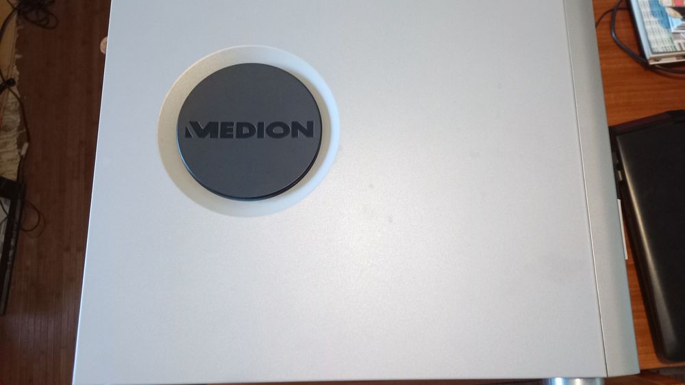 Pentium 4 PC Case64752127942403124