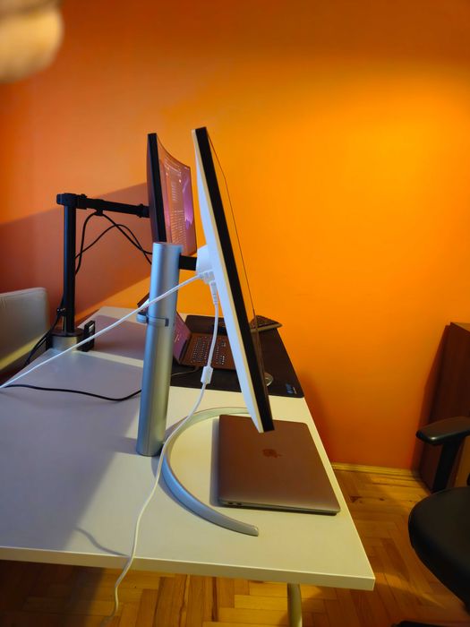 Monitor LG UltraFine 27UP850K-W UHD 4K IPS HDR10 Czarno-srebrny