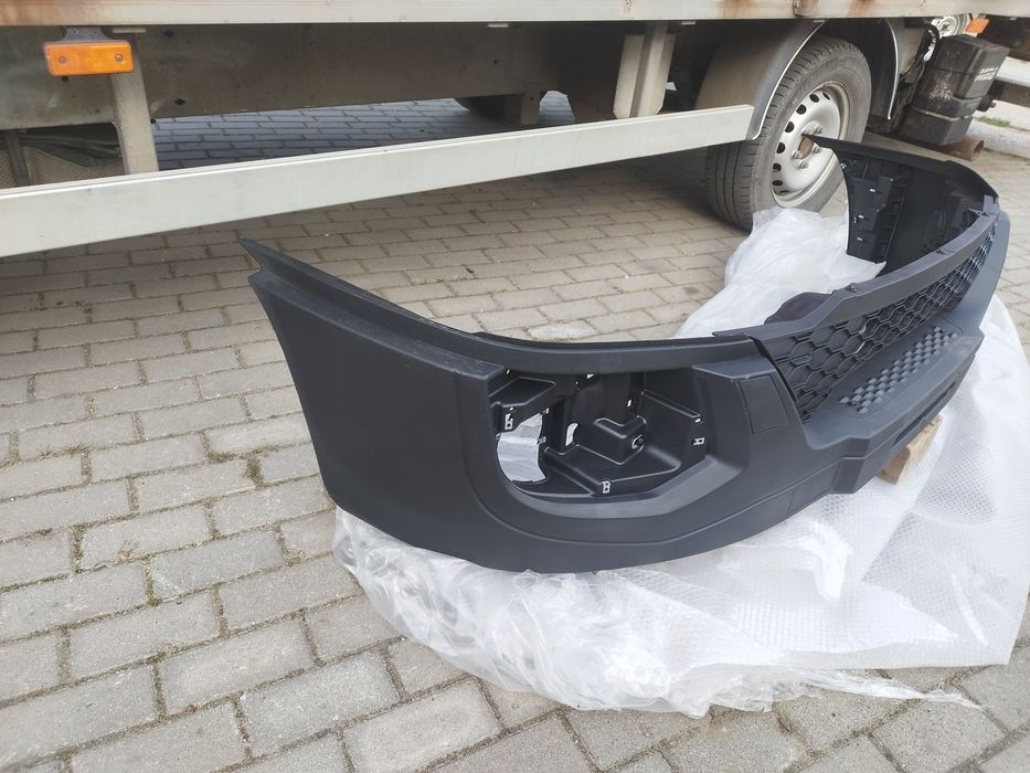 Iveco Daily VI 14r- Zderzak Przód Ładny Nowy