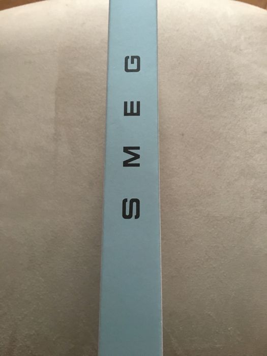 Talheres smeg  novos