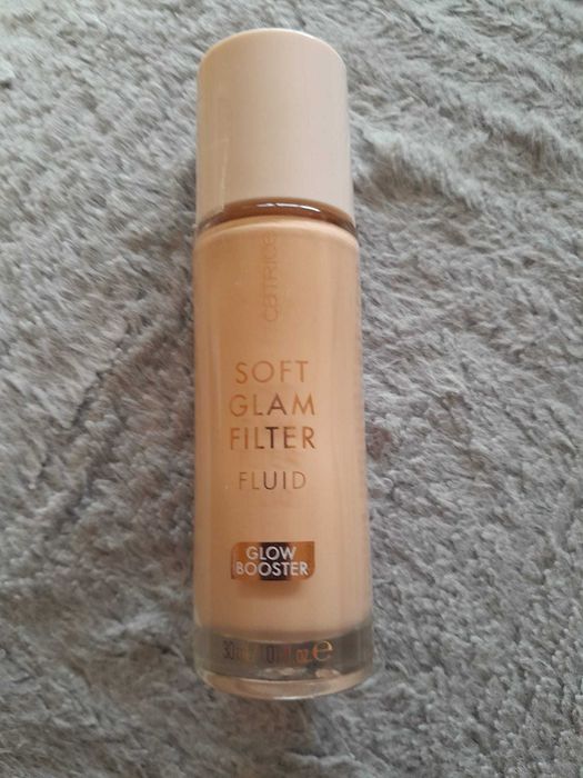 Soft glam filter fluid catrice