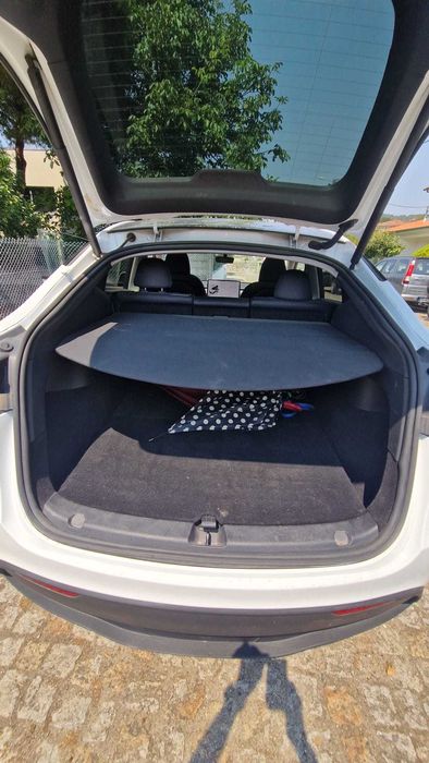 Tesla modelo Y 2022 com 57000 kms