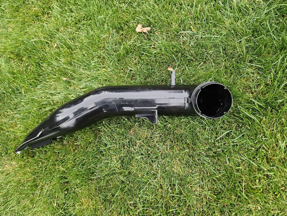 Патрубок повітряного фільтра Mitsubishi L200 Pajero sport 2006-2015