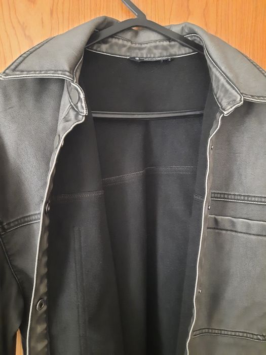 Casaco/camisa efeito pele Stradivarius