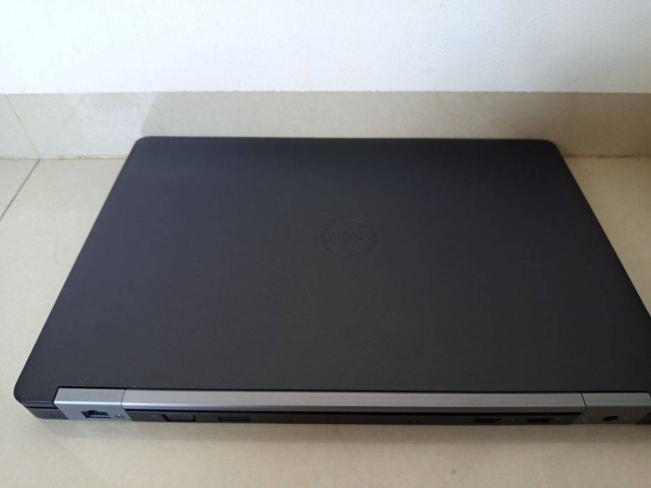 Dell latitude e5570