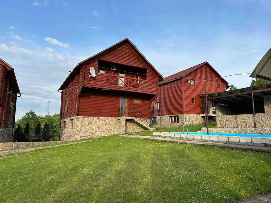 Продається база відпочинку в Шаянах