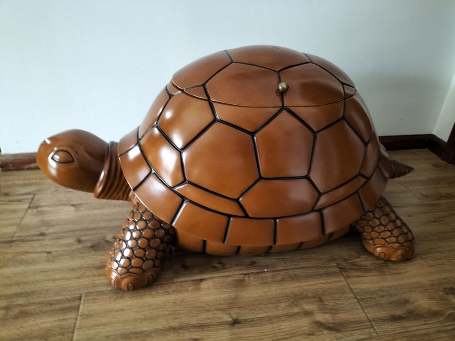 Mesa,bar em formato tartaruga