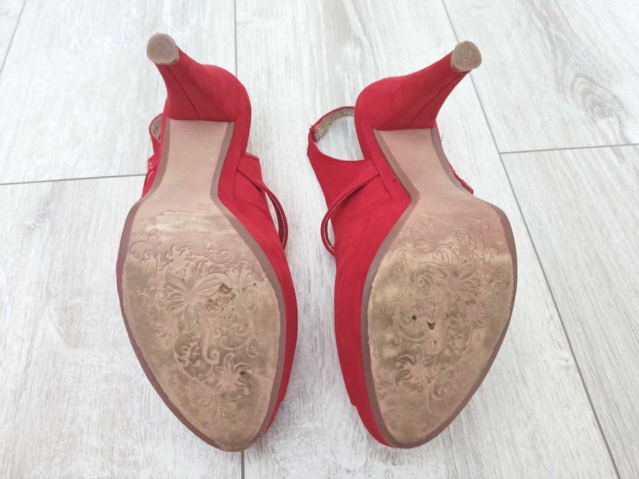 Buty damskie szpilki Catwalk - czerwone