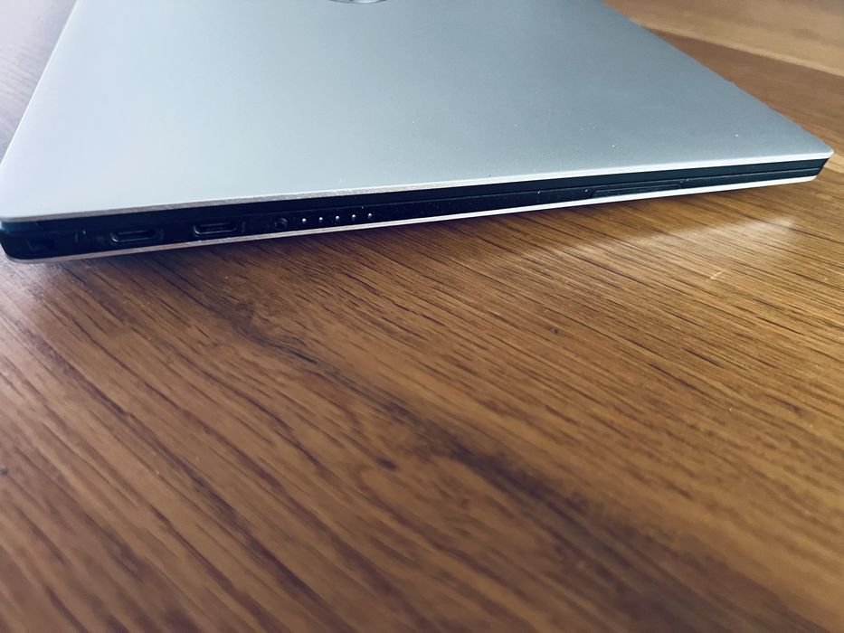 ultrabook laptop Dell XPS 13 9370 13” stan bdb