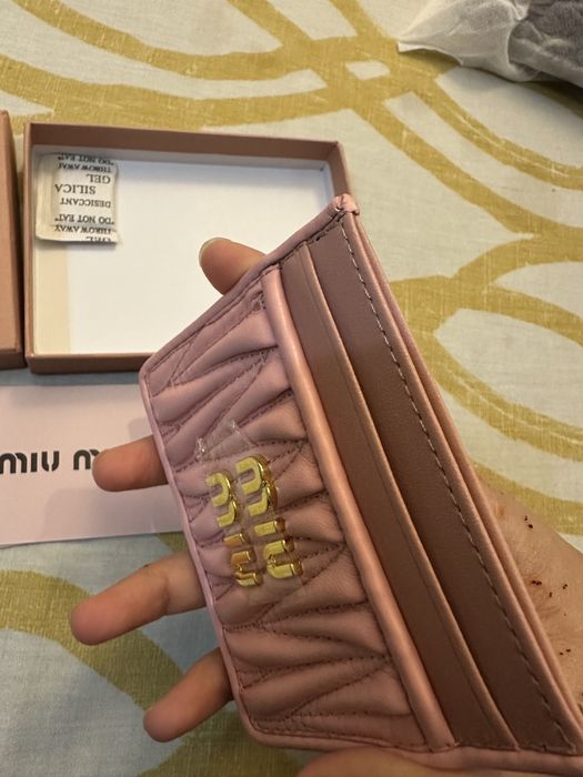 Porta cartoes miu miu