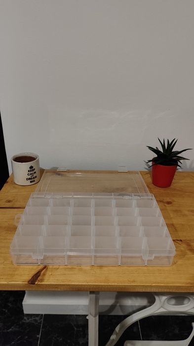 Caixinhas com 30 repartições - NOVAS!