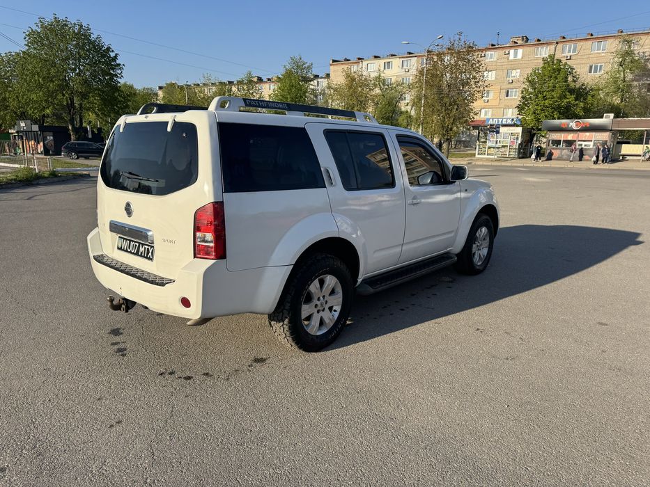 Nissan Pathfinder 2.5D Харьков!!