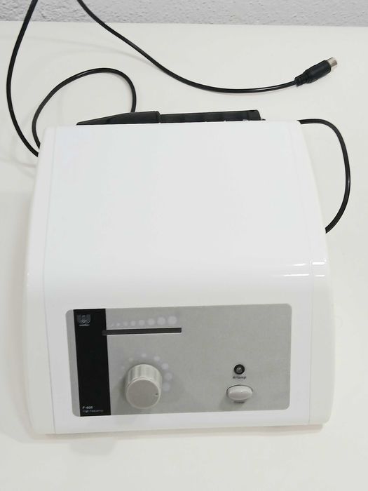 VENDO EQUIPAMENTOS DE ESTÉTICA , PEELING ULTRASSÔNICO  E OUTROS