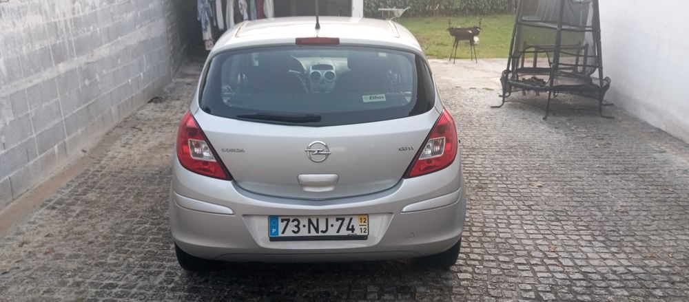 Opel Corsa 1.3 CDTI. Edição limitada 4 lugares. Apenas 32€ selo.