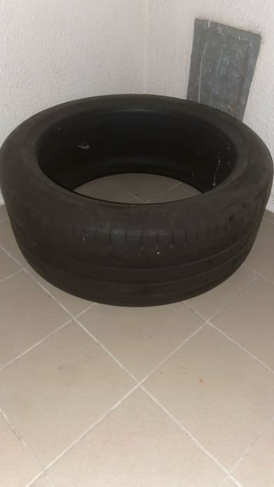 Pneus semi novos para desocupar
