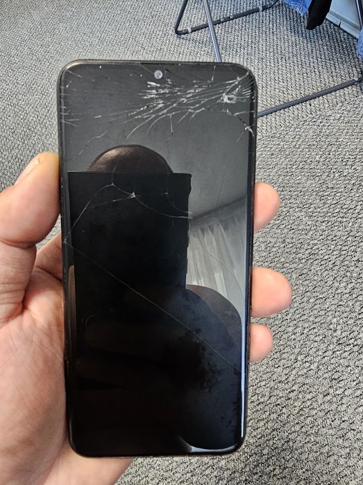 Продам смартфон Samsung Galaxy A20e SM-A202F/DS