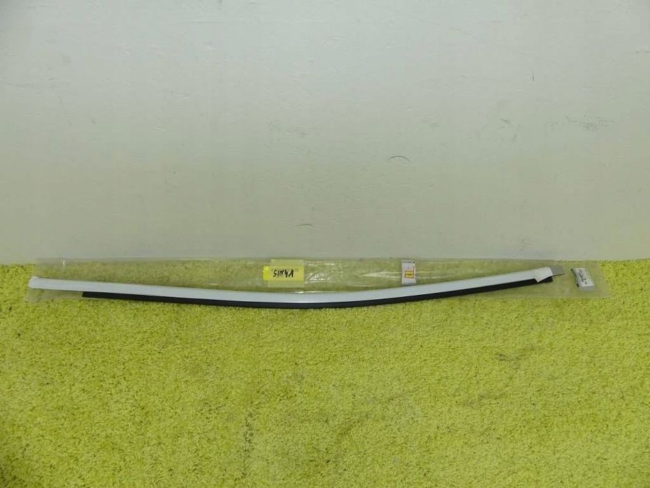 listwa górna ozdobna drzwi przód prawe renault clio 5 v 20r- nówa